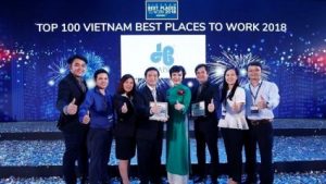 TẬP-ĐOÀN-XÂY-DỰNG-HÒA-BÌNH-NẰM-TRONG-TOP-100-NƠI-LÀM-VIỆC-TỐT-NHẤT-2018